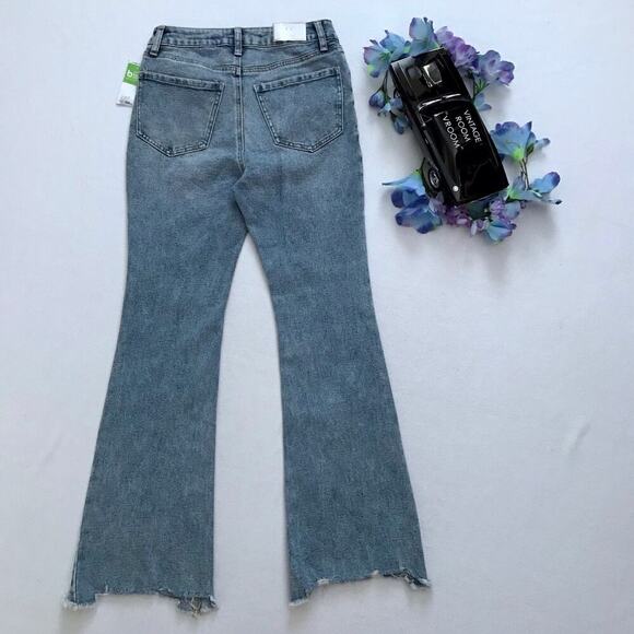 Tinseltown NWT High Rise Flare Jeans Juniors/Women Various - Picture 6 of 11